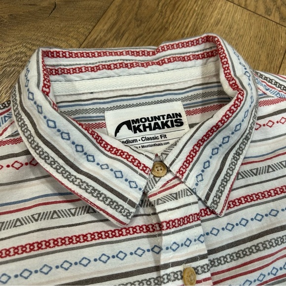 Mountain Khakis white, olive, blue and red short sleeve button down - Size M - Picture 2 of 6